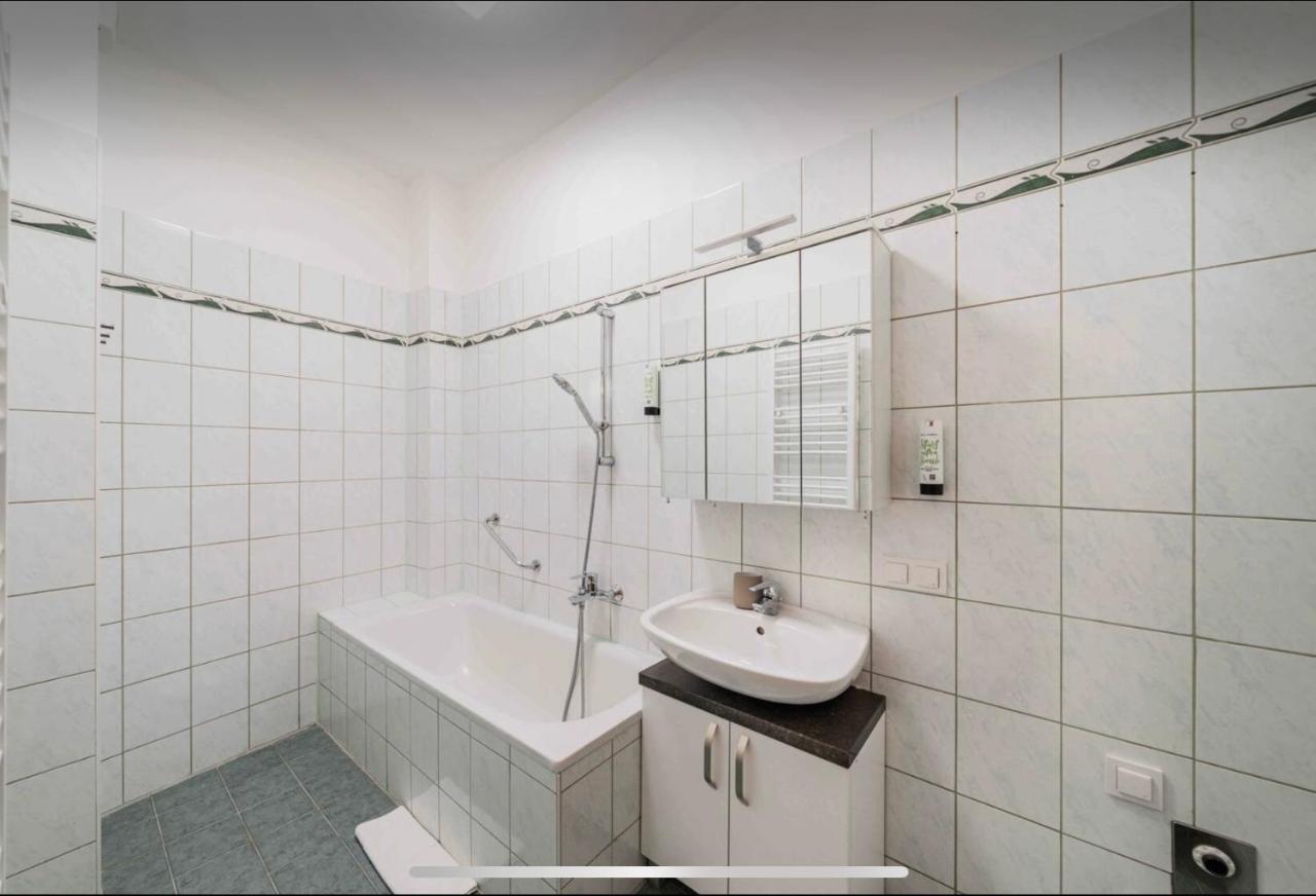 Apartments Next To Schoenbrunn Βιέννη Εξωτερικό φωτογραφία